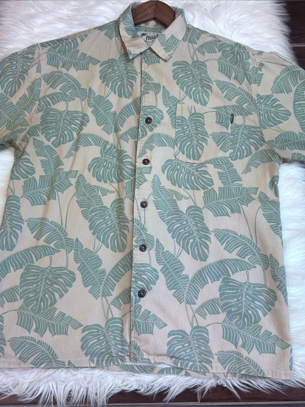 Howler Brothers Monoloha Camp Shirt Hawaiian Monstera Print Mens L Loop Collar